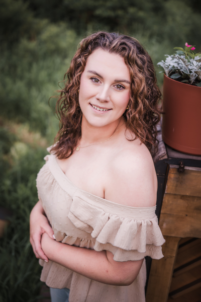 Hair Salon Stylist Samatha